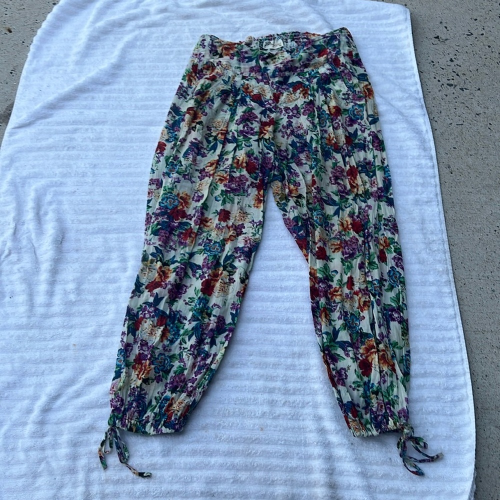 Magazine Floral lounge pants